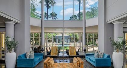 Airport Grand Hotel and Conference Center