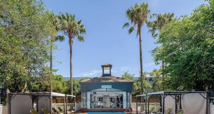 Airport Grand Hotel and Conference Center