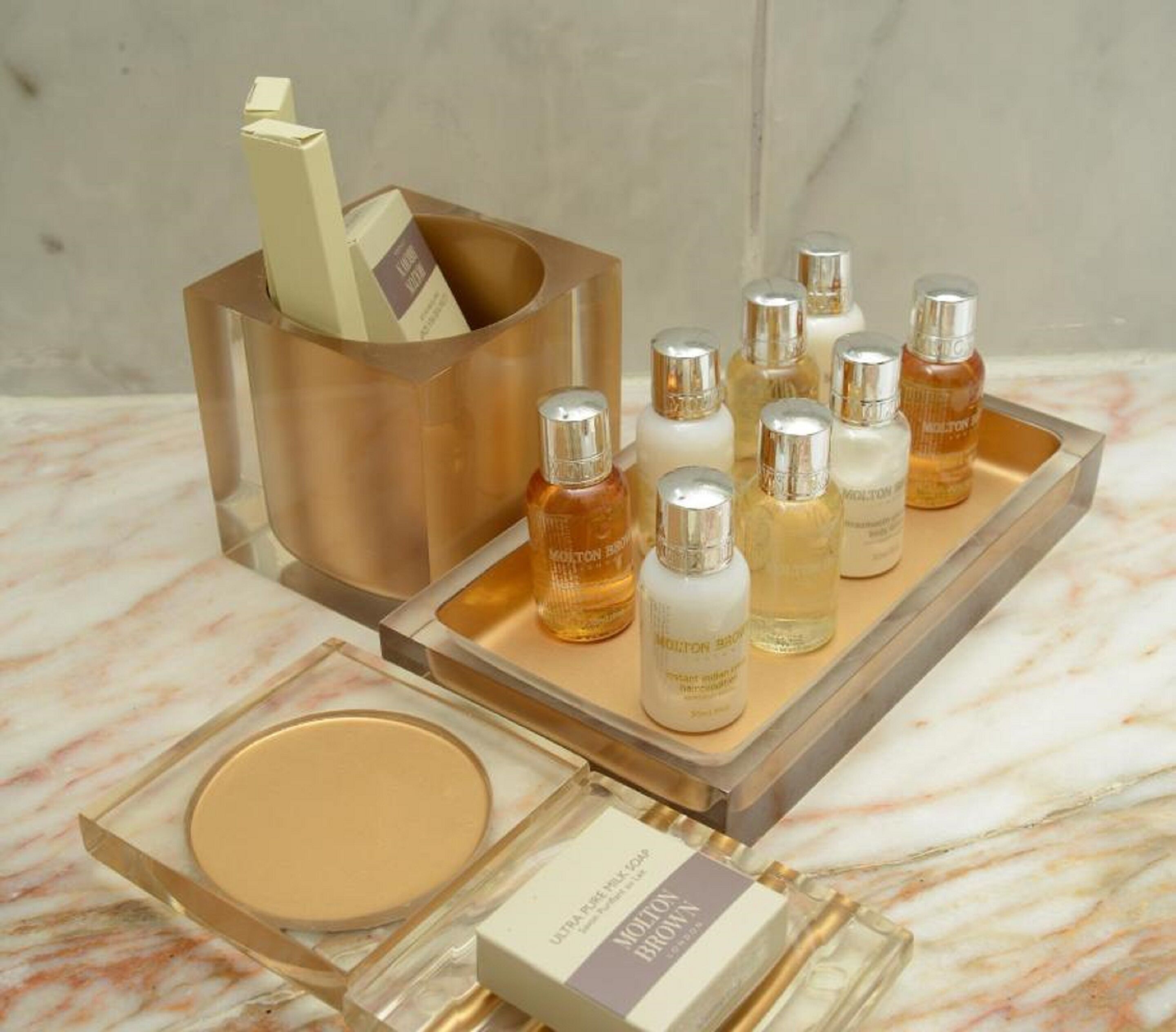 mediterranean terrace  | bathroom amenities | deep-soaking bathtub, rainfall showerhead, hair dryer, slippers