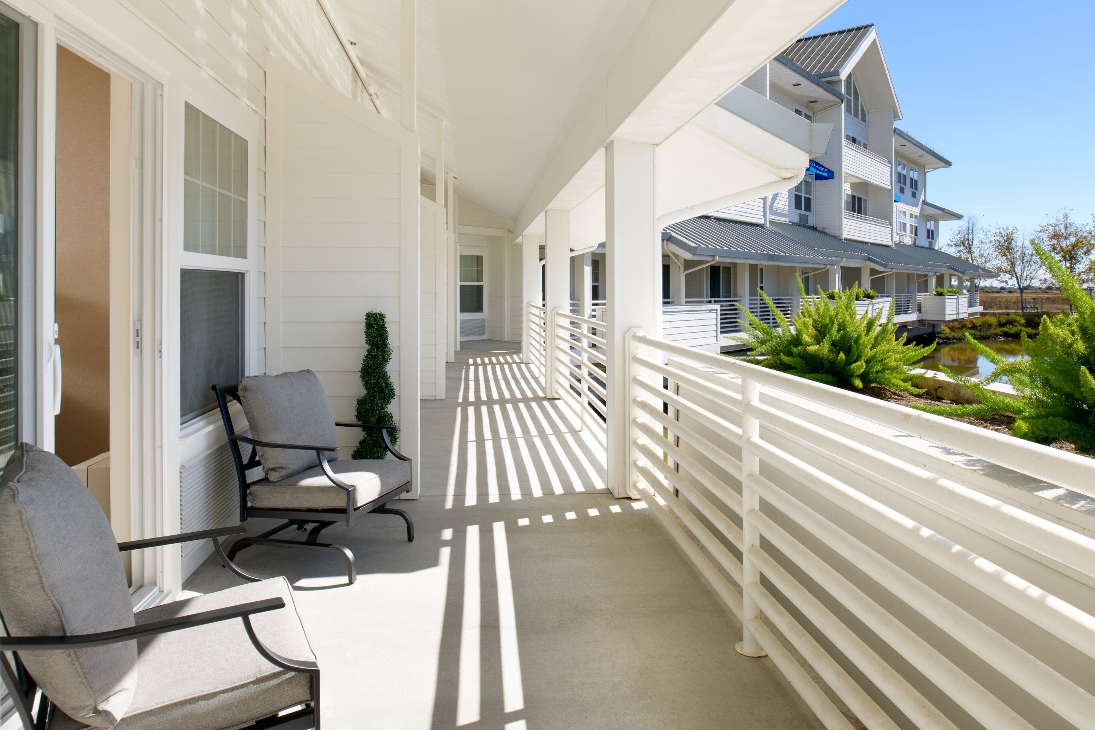 hypo-allergenic bedding, in-room safe, desk, blackout curtains