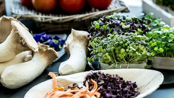 Frühstück, Mittagessen und Abendessen