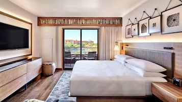 2 outdoor pools, pool umbrellas, sun loungers