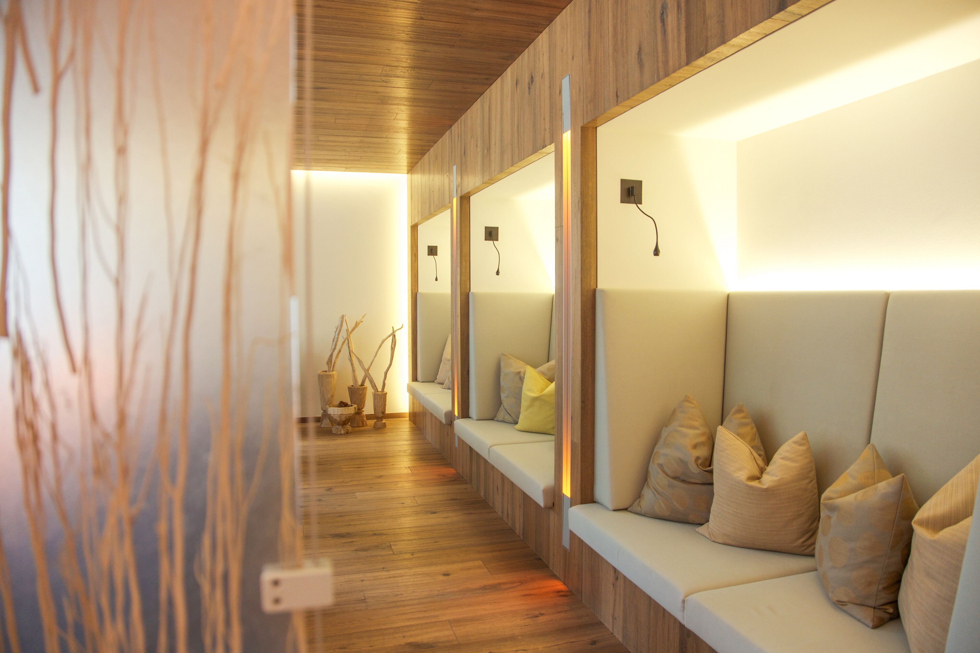 outdoor treatment area, sauna, hot tub, steam room, turkish bath/hammam