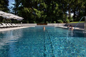 3 indoor pools, outdoor pool, open 7:00 AM to 9 PM, pool umbrellas