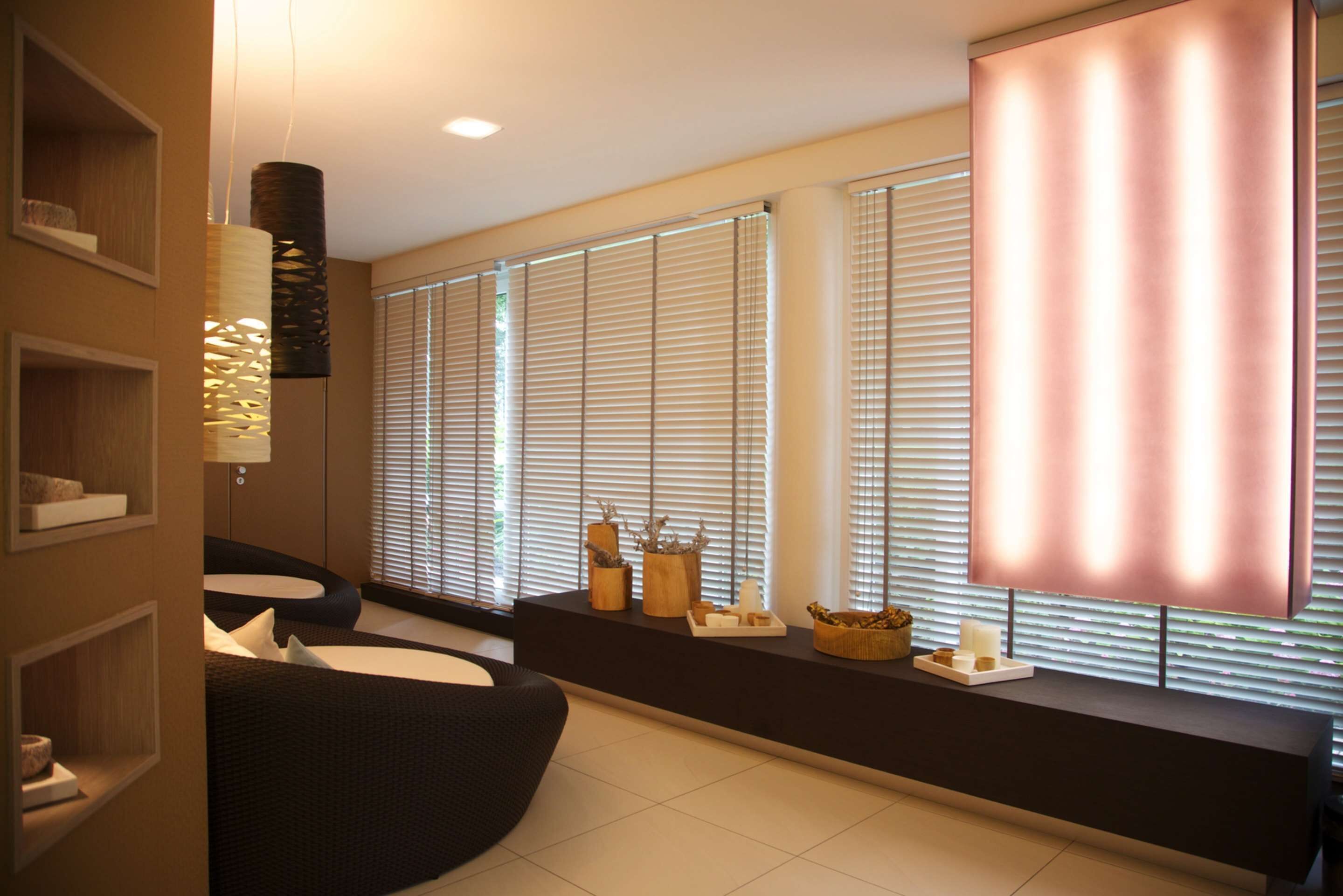 outdoor treatment area, sauna, hot tub, steam room, turkish bath/hammam