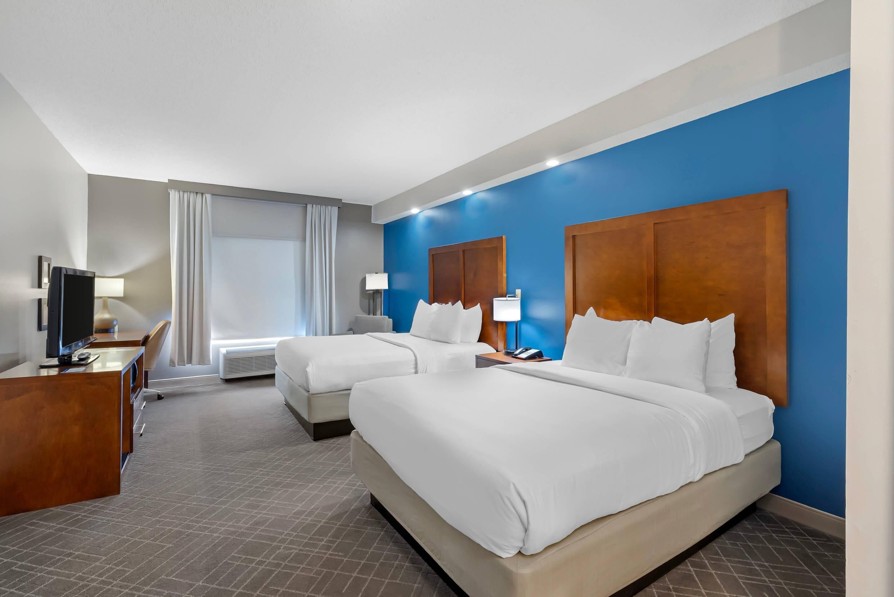 Desk, iron/ironing board, free WiFi, bed sheets