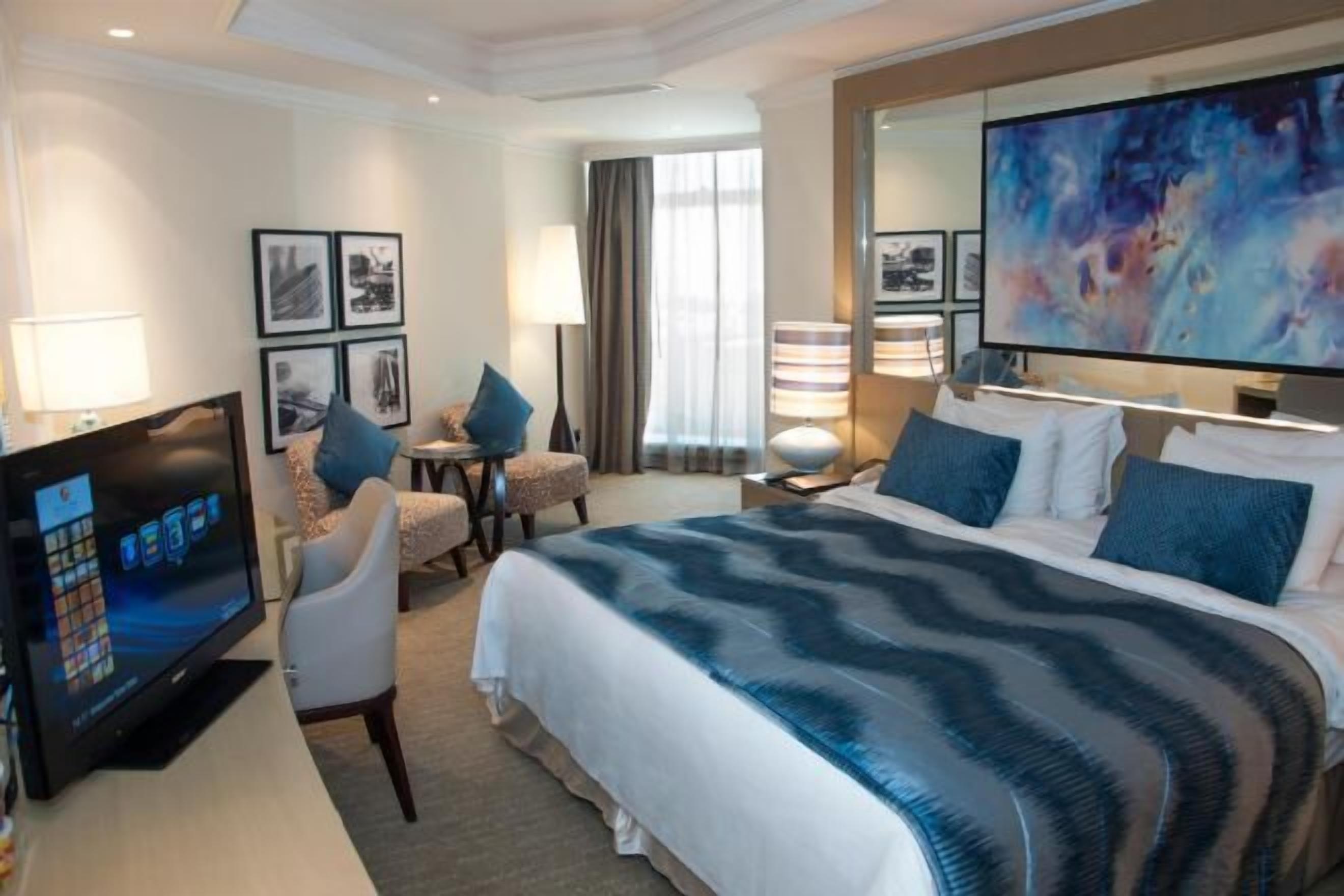 Egyptian cotton sheets, minibar, in-room safe, desk