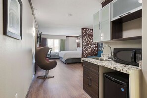 In-room safe, desk, laptop workspace, blackout drapes