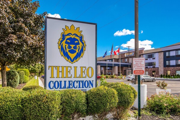 Exterior - The Leo Collection Detroit, an Ascend Collection Hotel (Lincoln Park)