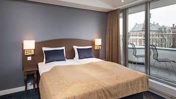 Junior-Suite | Hochwertige Bettwaren, Schreibtisch, Bügeleisen/Bügelbrett