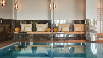 Couples treatment room(s), body treatments, body scrubs, facials