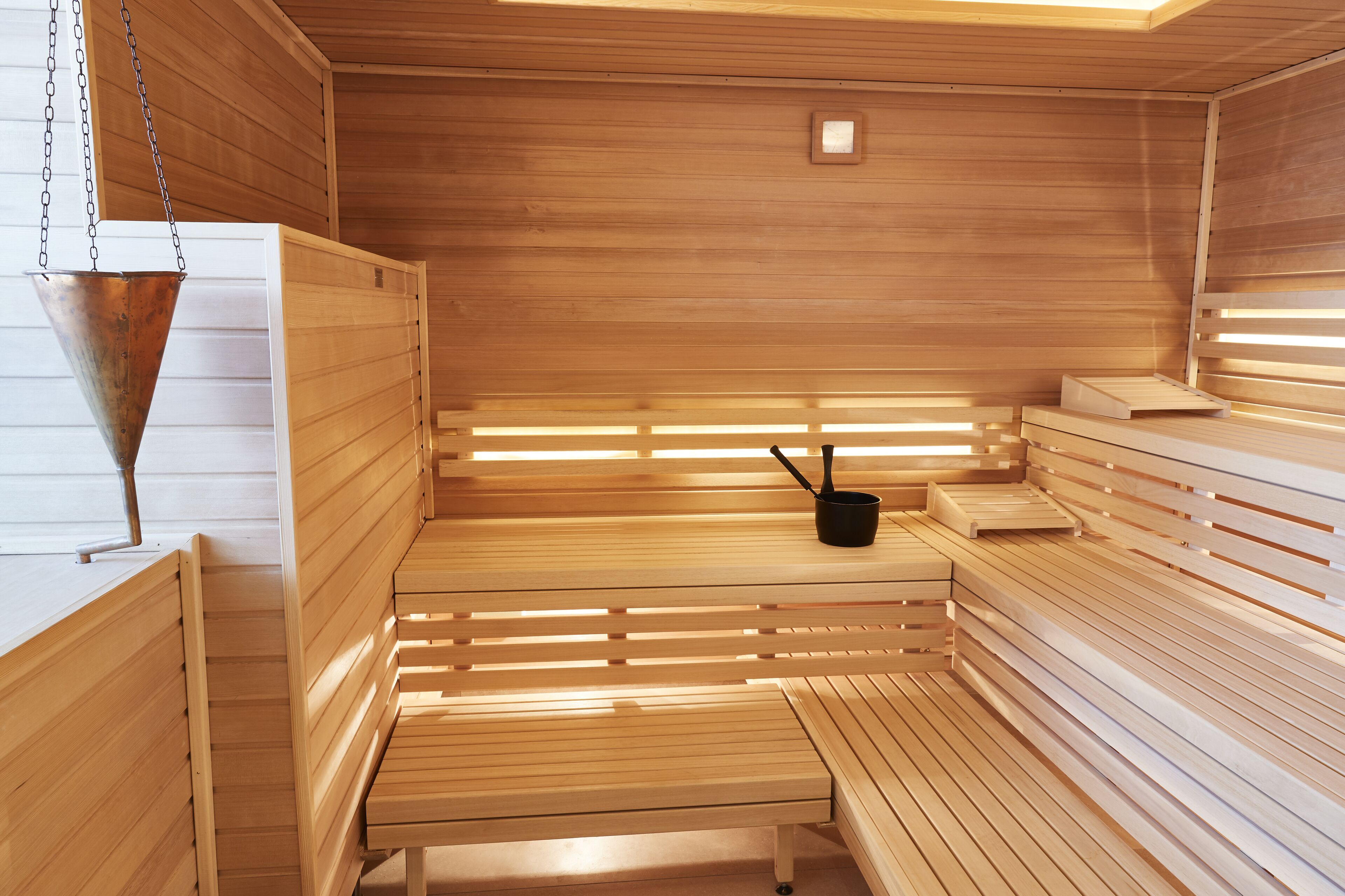 couples treatment room(s), body treatments, body scrubs, facials