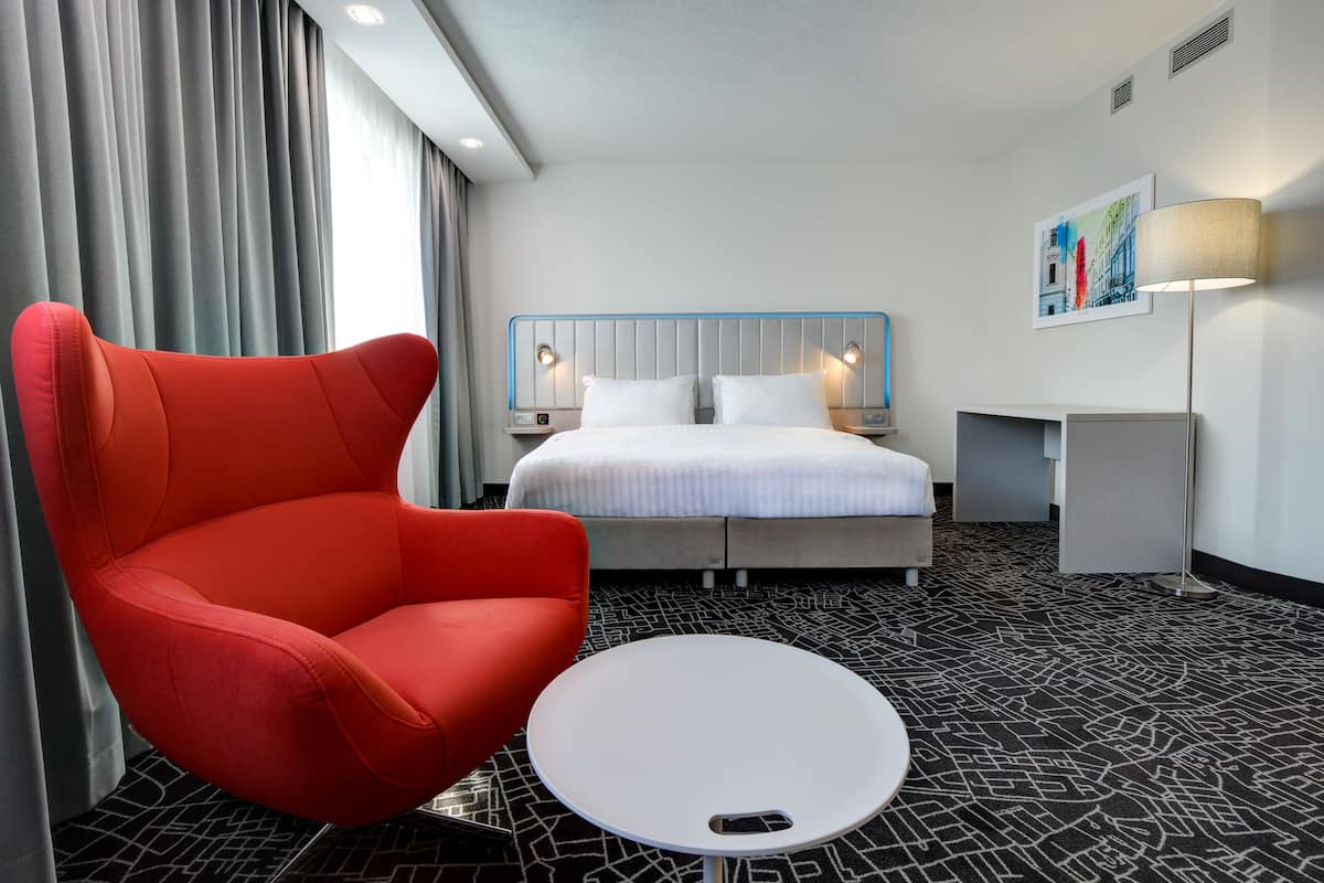 Ropa de cama hipoalergénica y minibar
