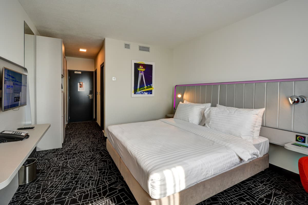 Ropa de cama hipoalergénica y minibar