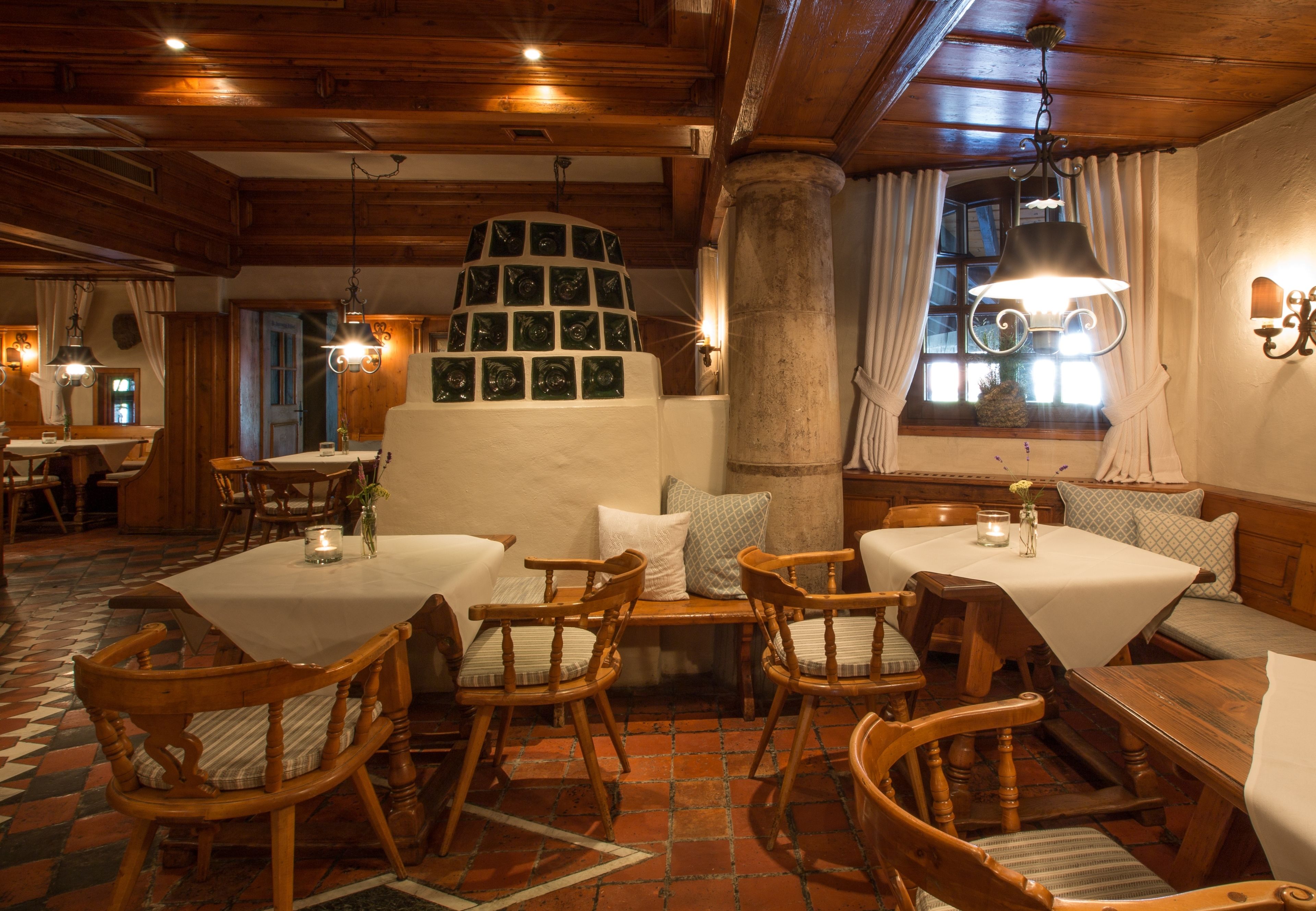 breakfast, lunch, dinner served; local cuisine