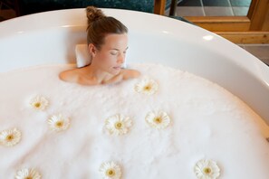 Behandelingskamers voor koppels, lichaamsbehandelingen, aromatherapie