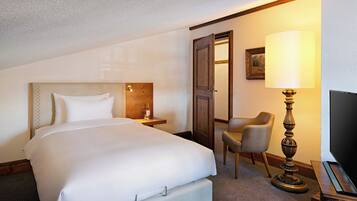 Suite | Minibar, Zimmersafe, individuell dekoriert, Schreibtisch