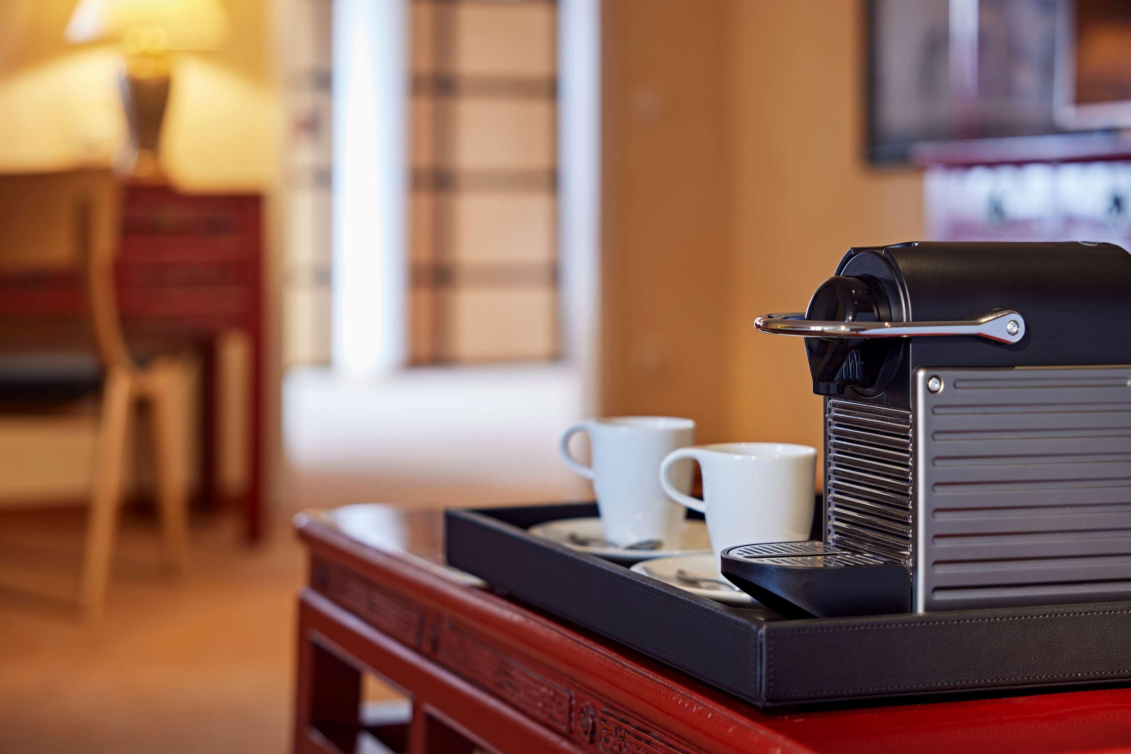 junior suite | coffee and/or coffee maker
