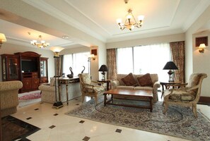 Flat-screen TV - Palace of the Golden Horses (Seri Kembangan)