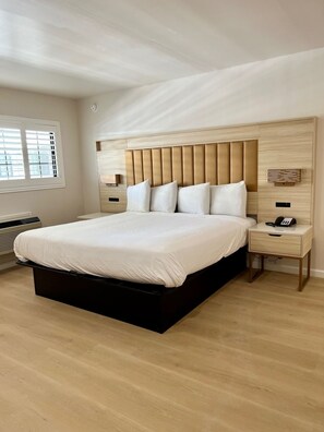 Superior Room, 1 King Bed