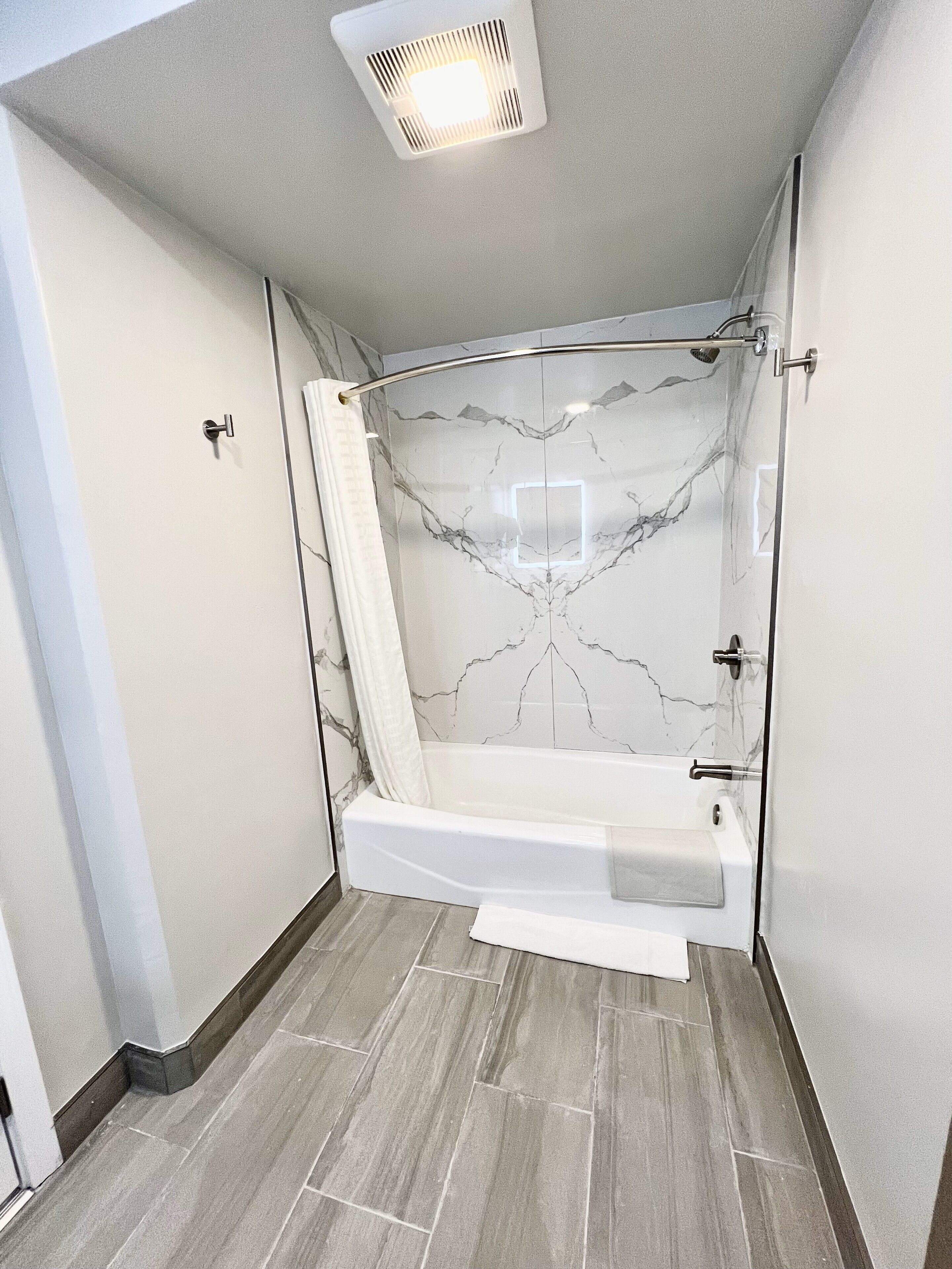 مجففات شعر، مناشف