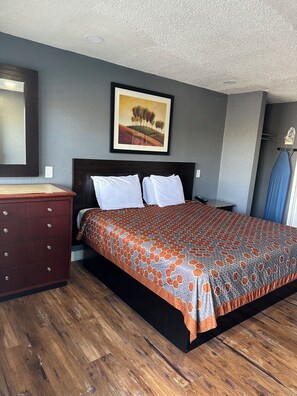 Family Suite, 2 Bedrooms | Desk, iron/ironing board, free WiFi - Fireside Inn Santa Cruz (Santa Cruz)