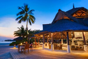 Cocktailbar, Blick auf den Strand, täglich geöffnet