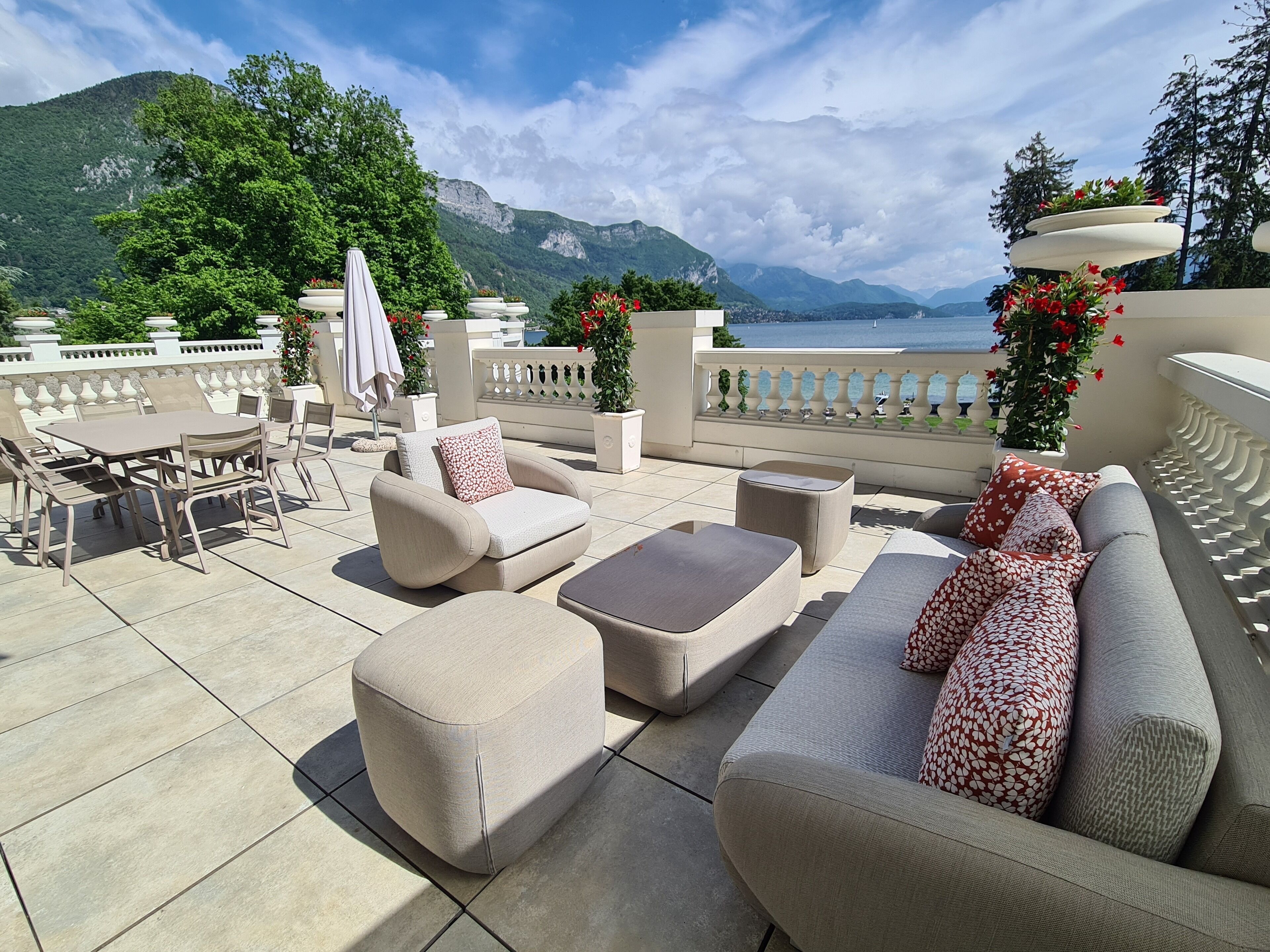 Suíte, terraço, vista para o lago | Terraço/pátio