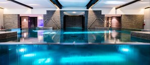Couples treatment rooms, sauna, hot tub, steam room, Turkish bath