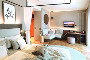 Superior Double Room (Freigeist) | Premium bedding, minibar, in-room safe, desk