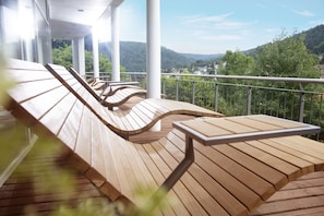 Sun deck