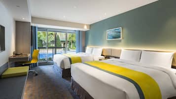 1 bedroom, down duvets, minibar, in-room safe