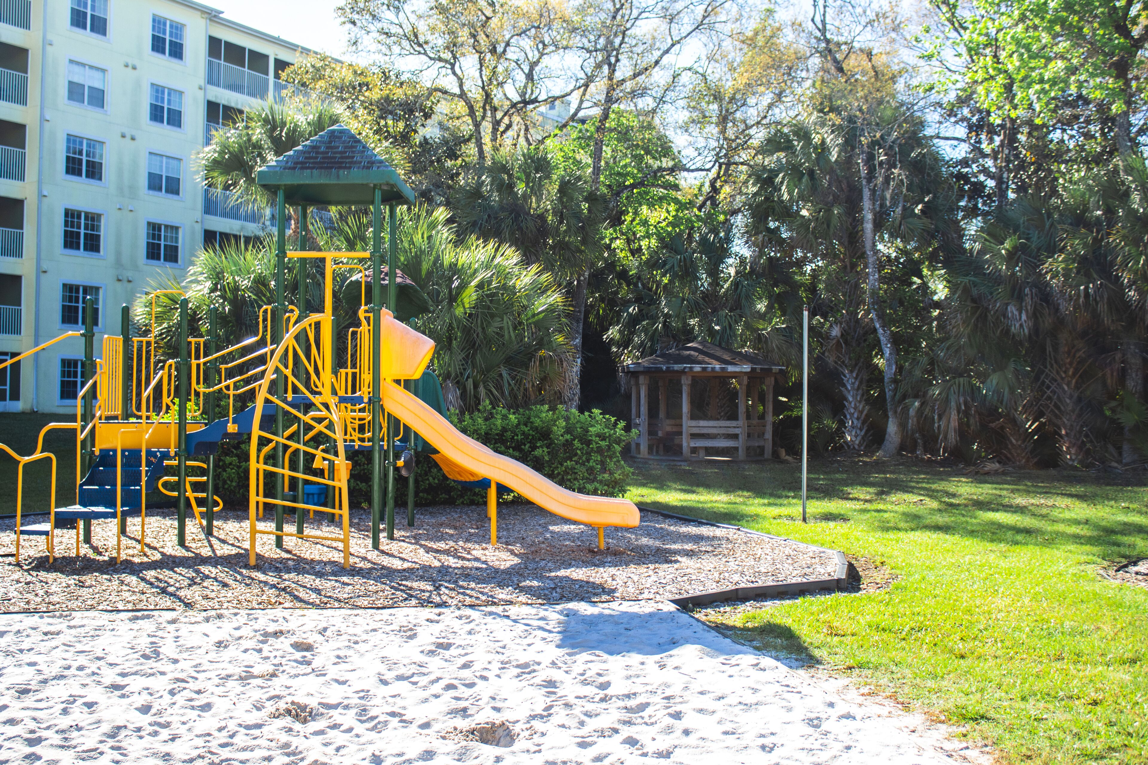 children’s play area – outdoor