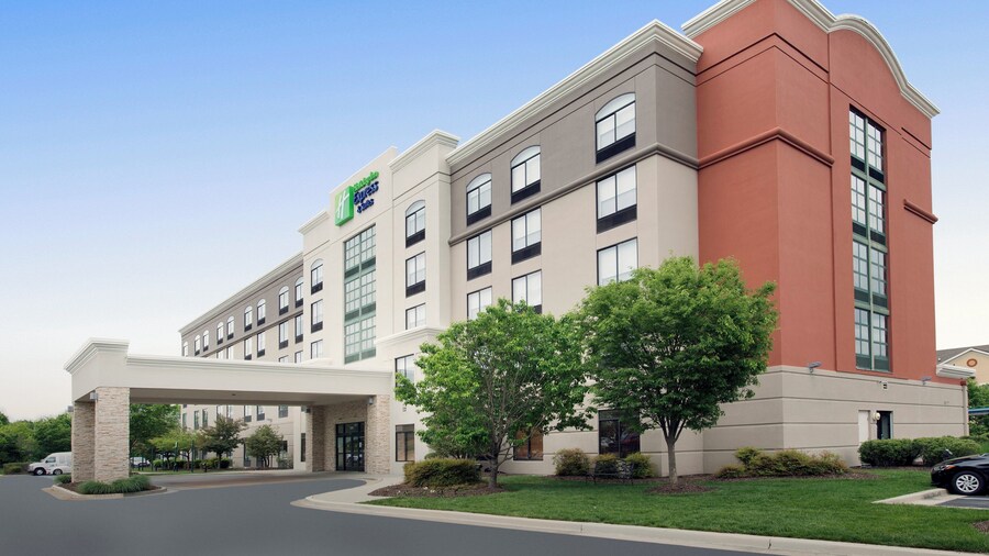 Holiday Inn Express & Suites Baltimore - BWI Airport North by IHG