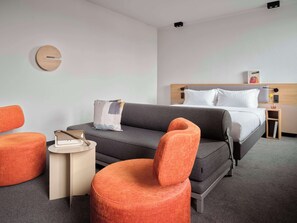 Habitación Signature doble | Ropa de cama hipoalergénica, caja fuerte, escritorio