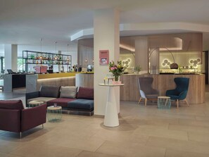 Lobby-Lounge