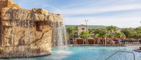 4 piscines extérieures, tentes de plage, parasols de plage