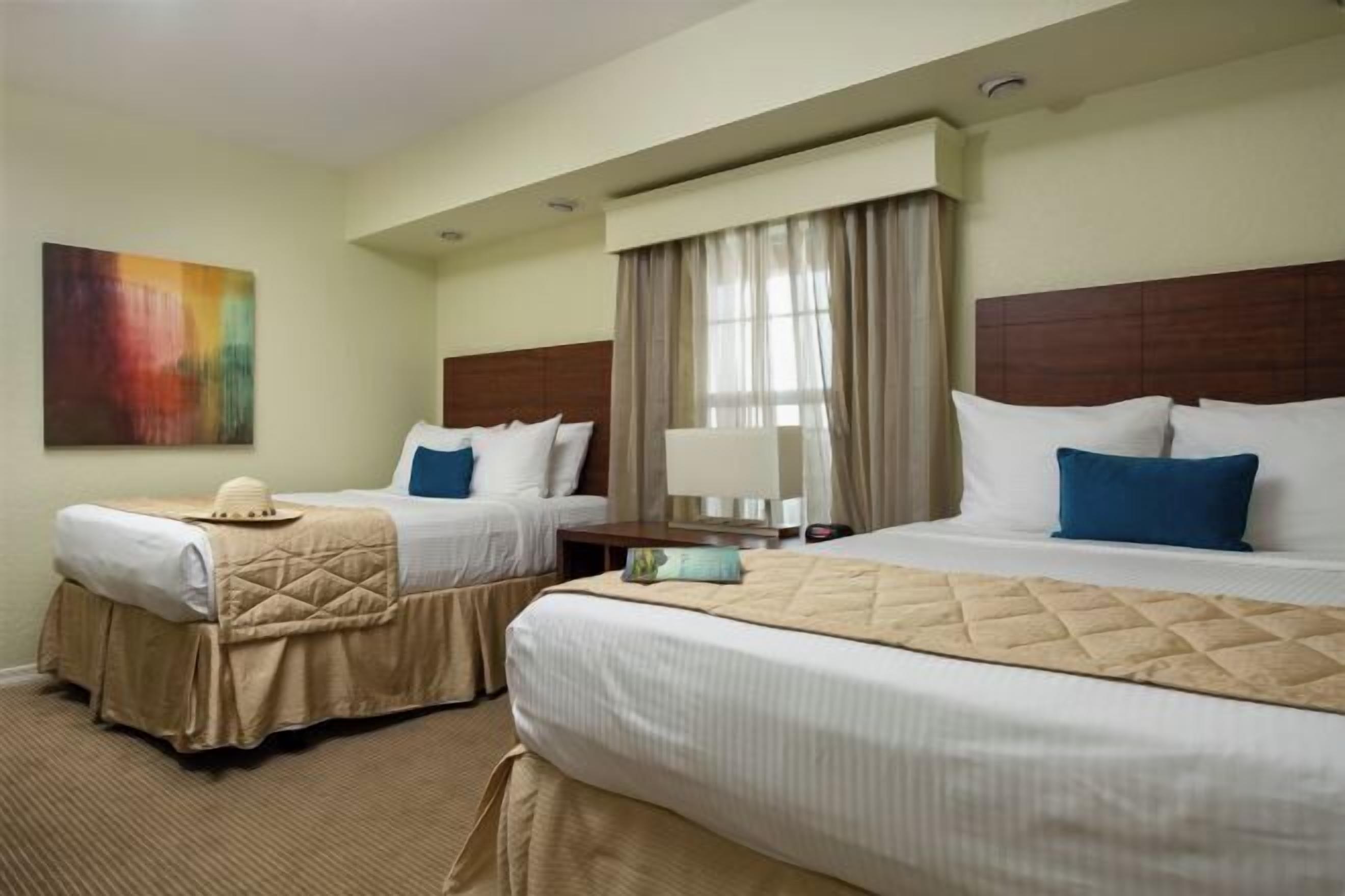 1 bedroom, premium bedding, in-room safe, desk