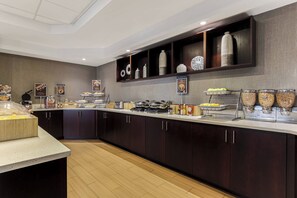 Free daily continental breakfast - SpringHill Suites by Marriott Austin Parmer/Tech Ridge (Austin)