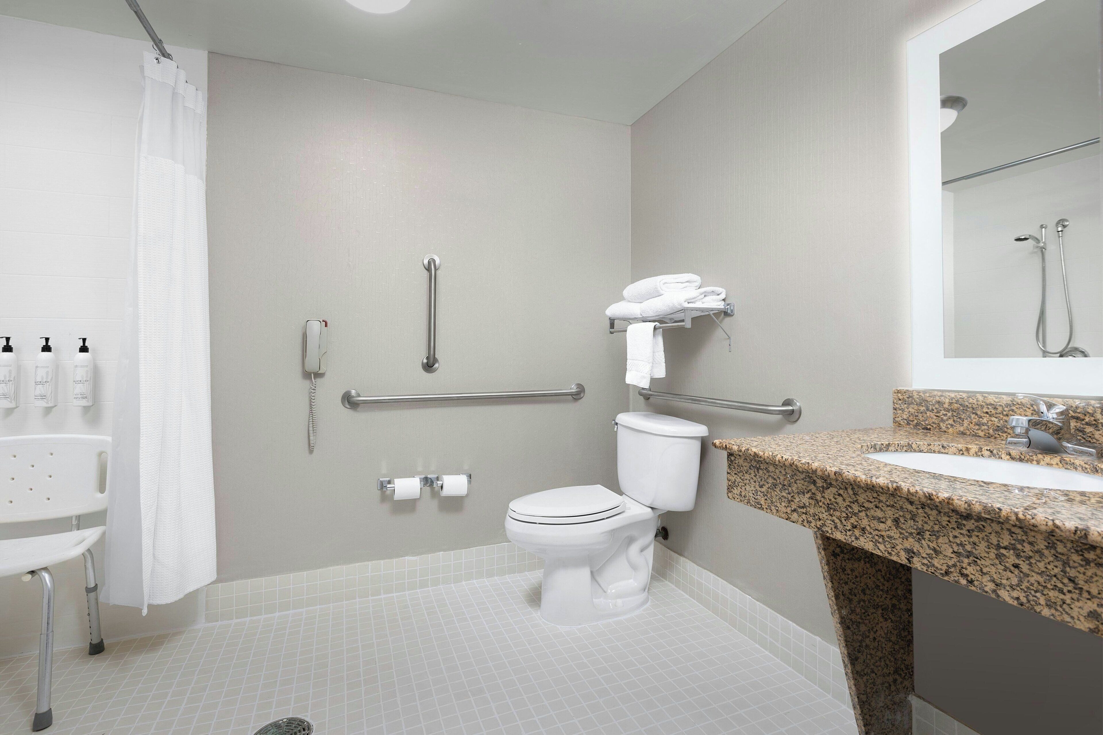 combined shower/bathtub, free toiletries, hair dryer, towels