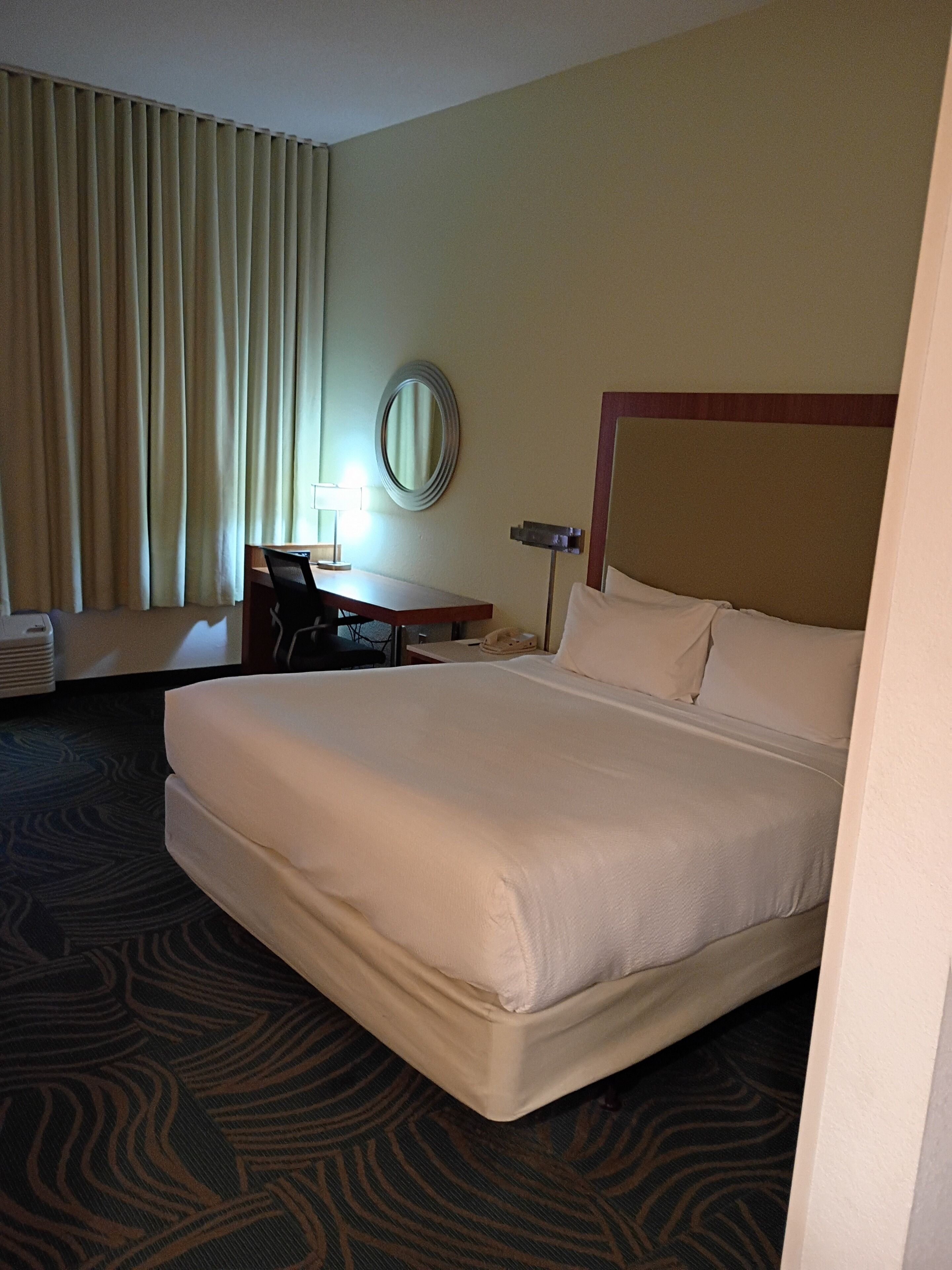 Suite, 1 King Bed, Roll-in Shower (Roll-In Shower, Mobility) | 1 bedroom, in-room safe, desk, laptop workspace