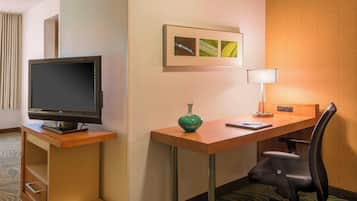 1 bedroom, in-room safe, desk, laptop workspace