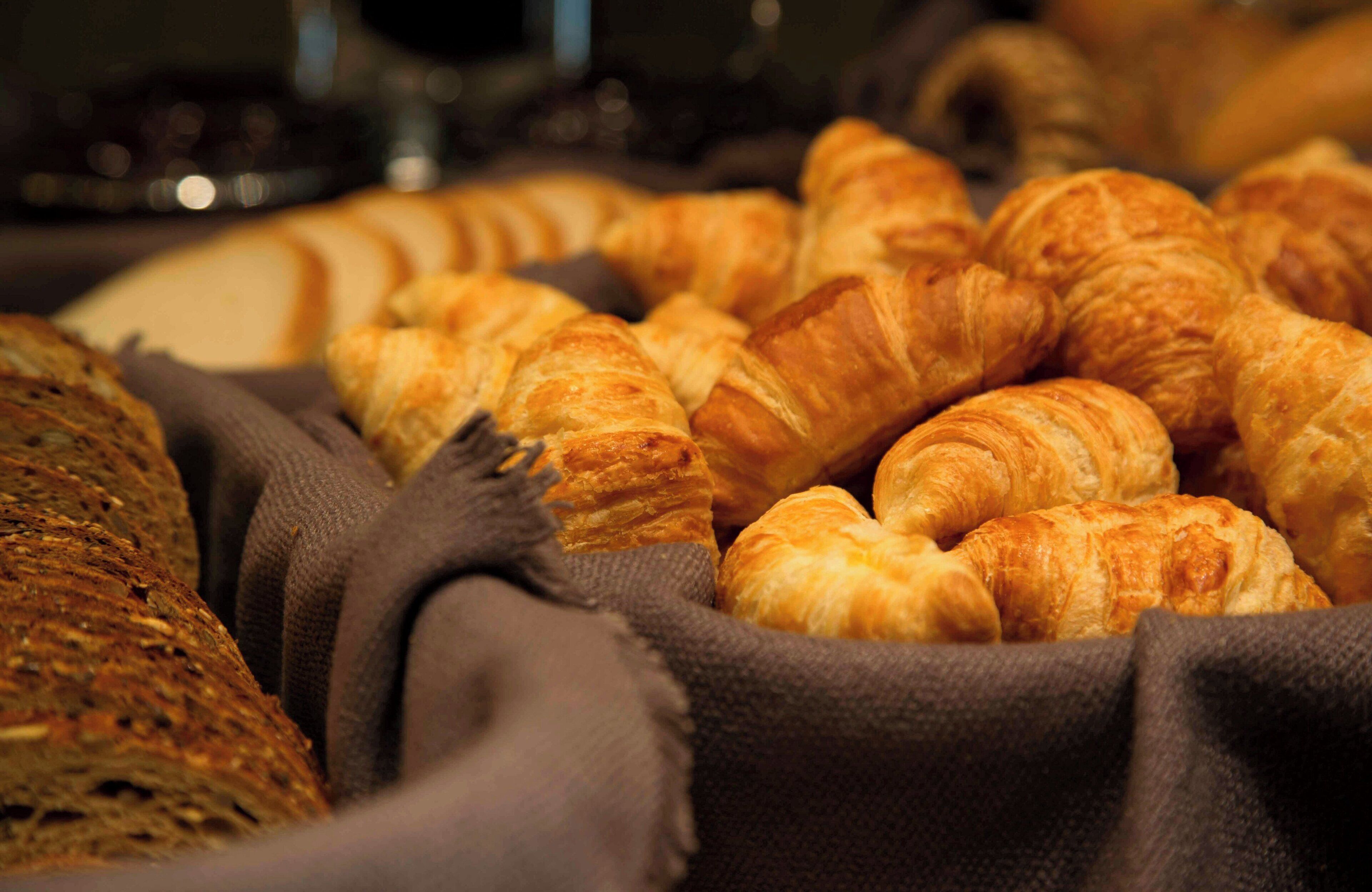 Dagelijks ontbijtbuffet (EUR 21.5 per persoon)