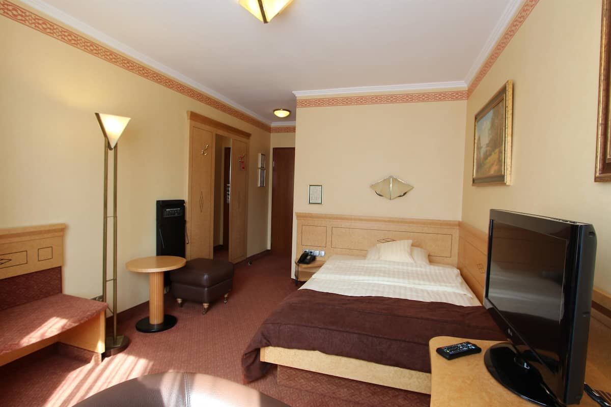 Chambre Simple Supérieure | Literie de qualité supérieure, minibar, coffres-forts dans les chambres