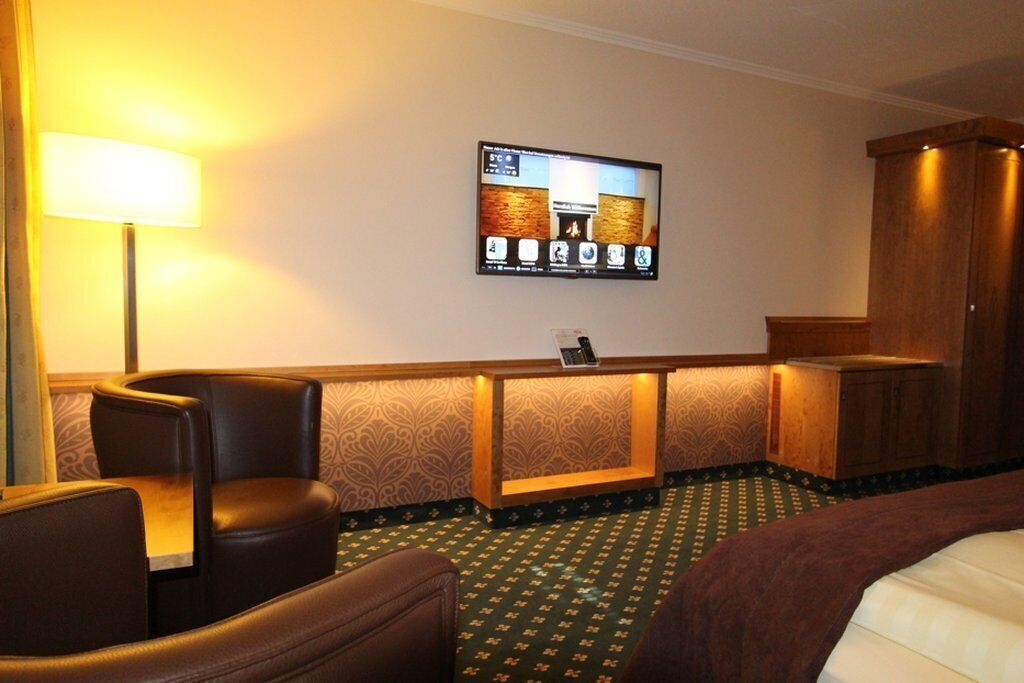 premium bedding, minibar, in-room safe, individually decorated