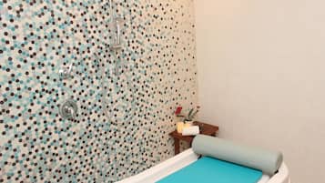 1 habitación, ropa de cama de alta calidad, edredón y minibar