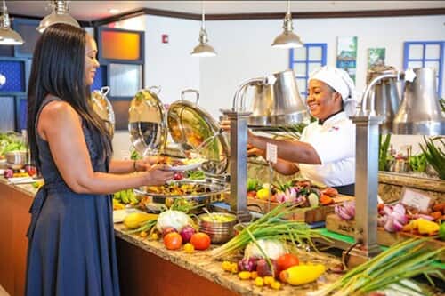 Daily cooked-to-order breakfast for a fee