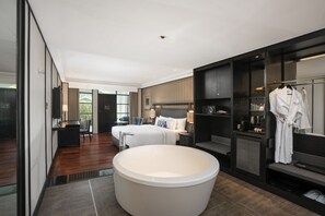 1 habitación, ropa de cama de alta calidad y minibar 