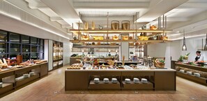 Buffet déjeuner (1080 THB par personne)