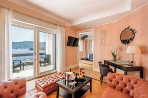Portofino Panoramic Suite Sea View | Living area | 42-inch LCD TV with digital channels, TV, Netflix